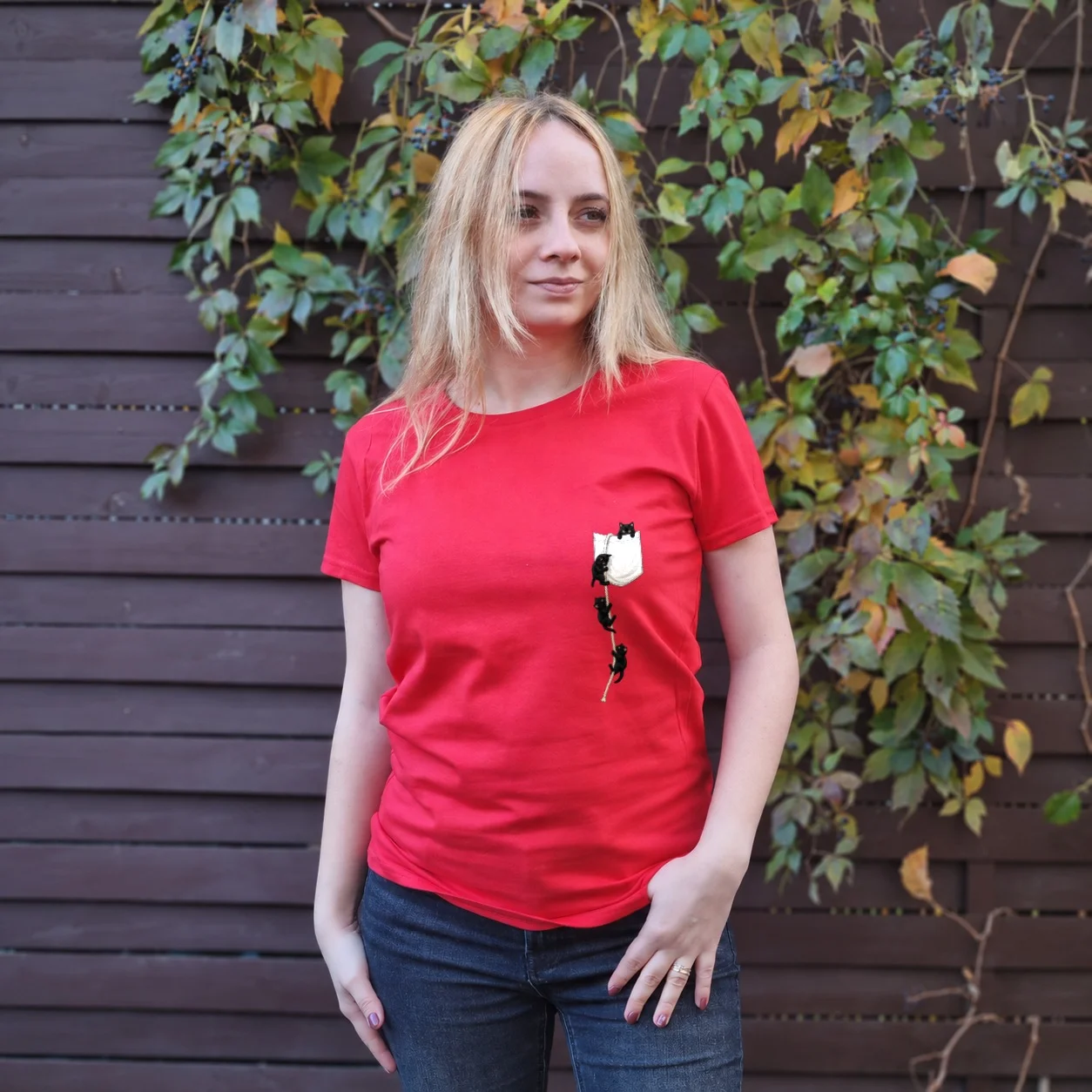 Tricou Fitted Pisici Cățărătoare — cadou personalizat PetGifts